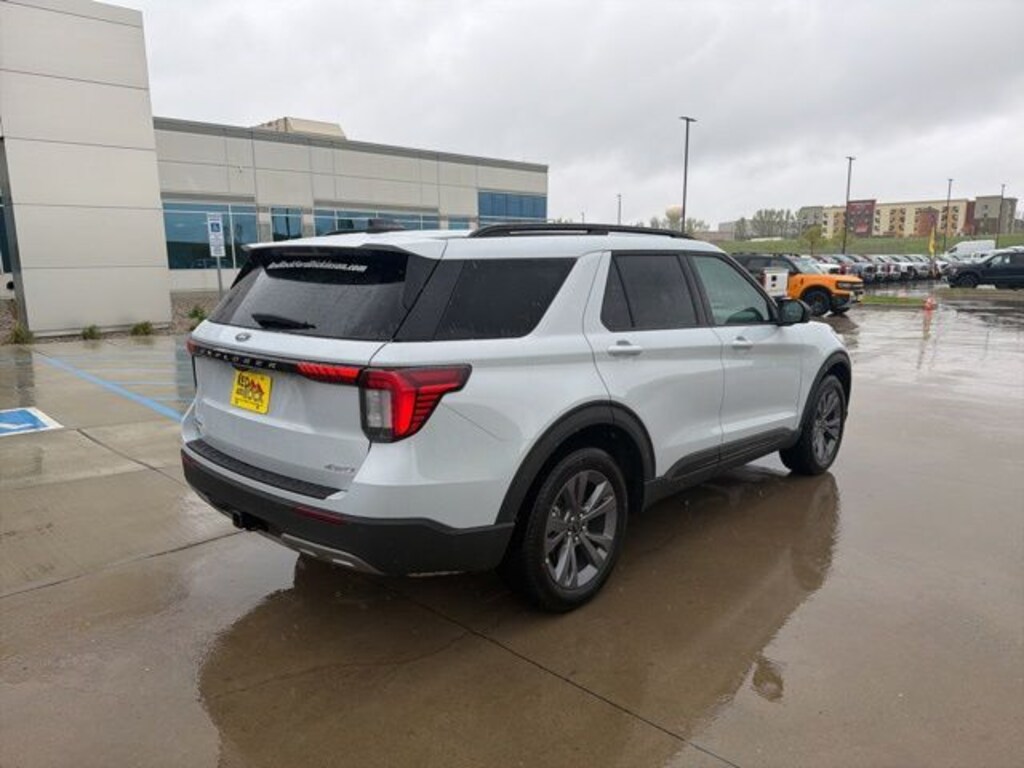 New 2026 Ford Explorer Active SUV