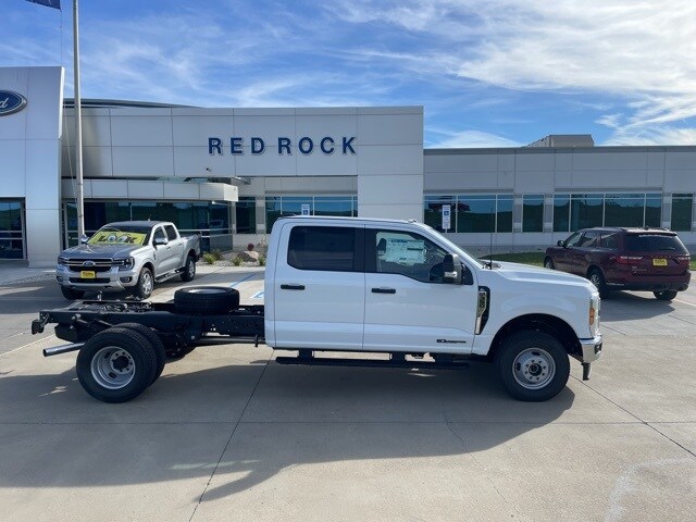 2026 Ford F-350 XL photo 2