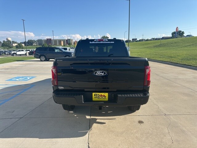 2025 Ford F-150 XLT photo 2