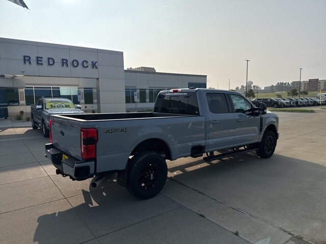 2026 Ford F-250 Lariat photo 3
