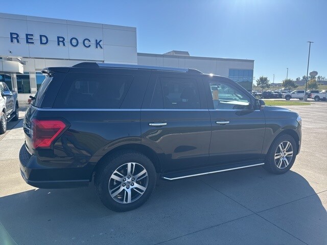 2023 Ford Expedition Limited photo 2