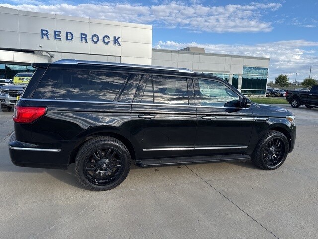 2018 Lincoln Navigator L Reserve photo 3