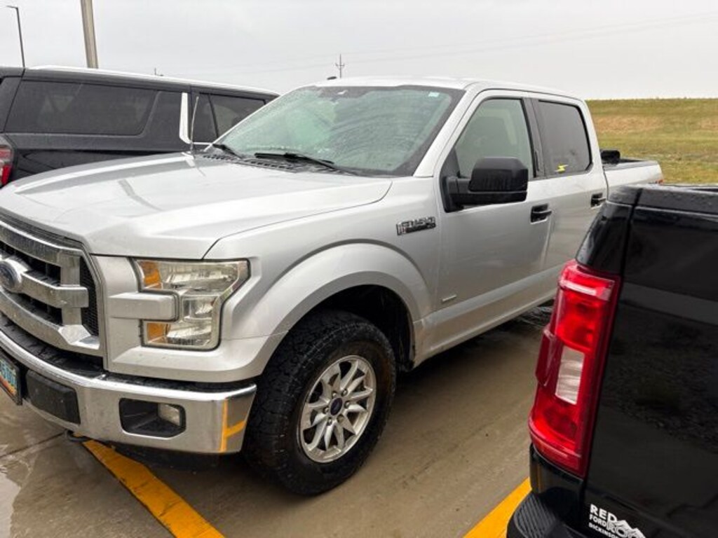 Used 2016 Ford F-150 XLT Truck SuperCrew Cab