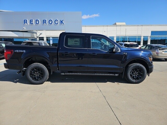 2025 Ford F-150 XLT photo 2