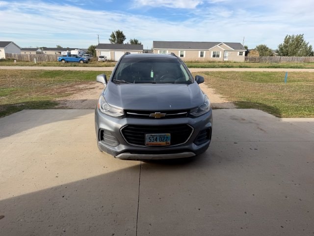 Used 2019 Chevrolet Trax LT with VIN KL7CJLSB4KB855962 for sale in Dickinson, ND