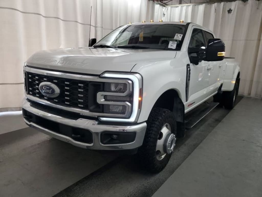 Certified 2024 Ford F-350 Lariat Truck Crew Cab