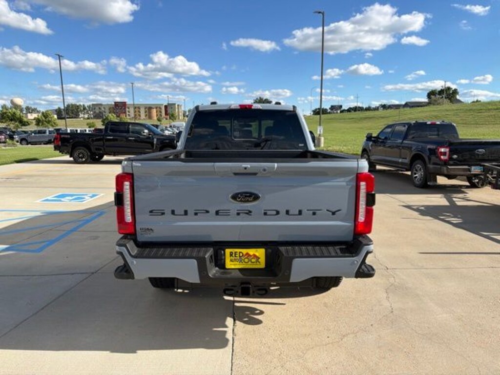 New 2026 Ford F-250 Lariat Truck Crew Cab
