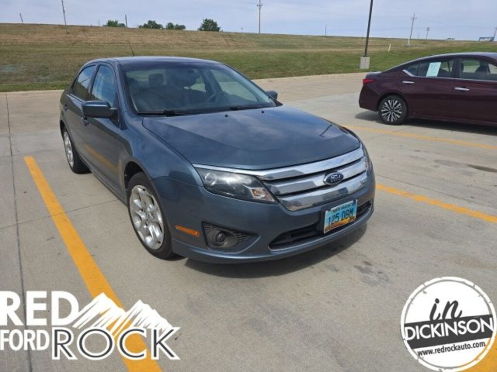 Used 2011 Ford Fusion SE Sedan