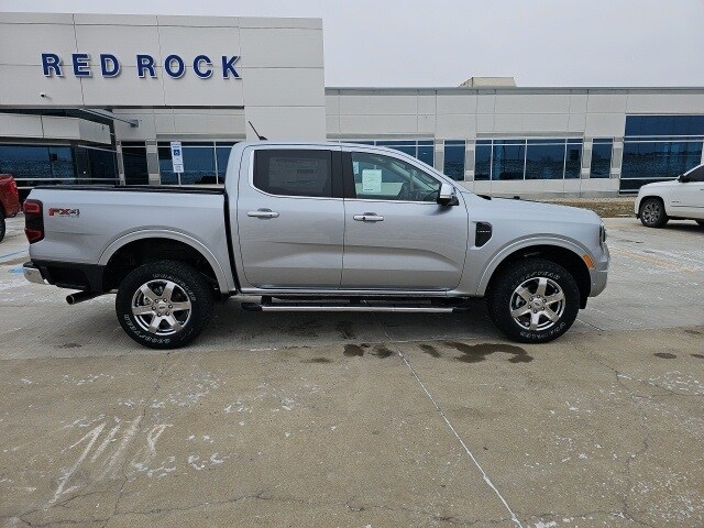 2024 Ford Ranger Lariat photo 2