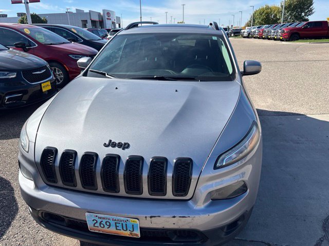 Used 2016 Jeep Cherokee Latitude SUV