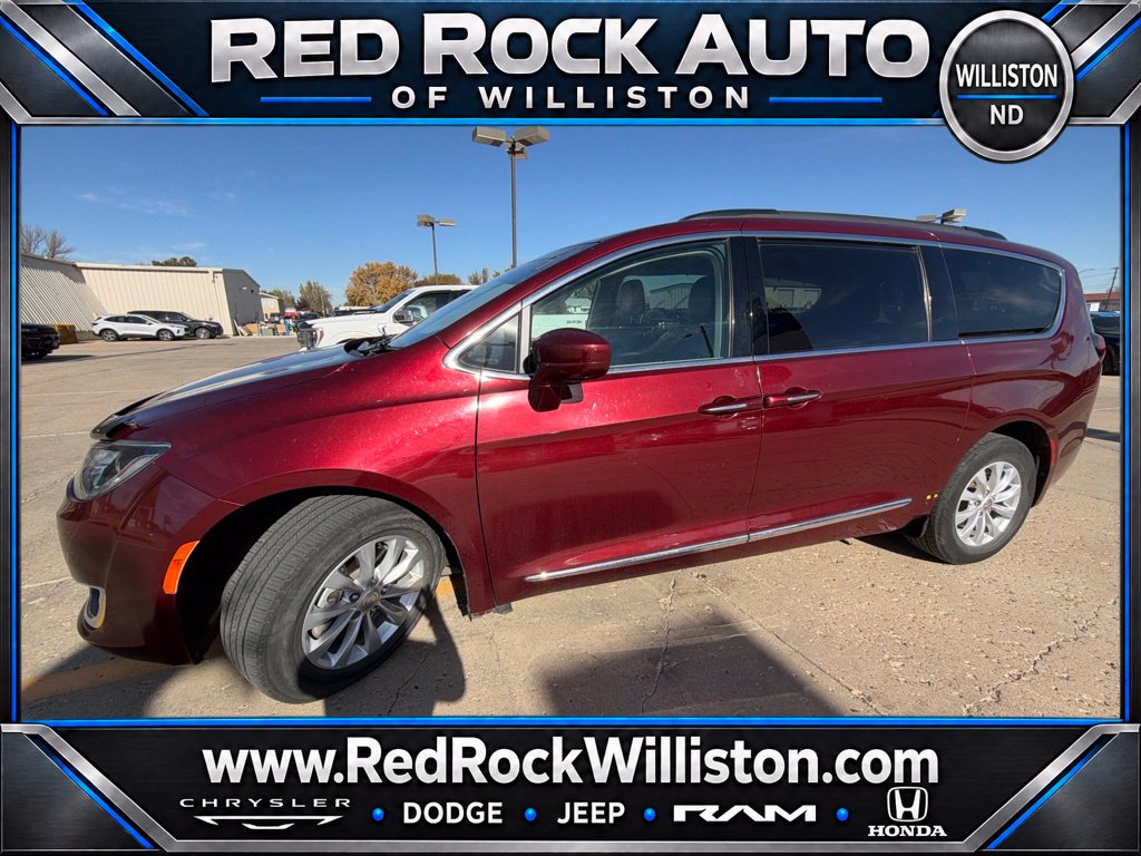  Chrysler Pacifica