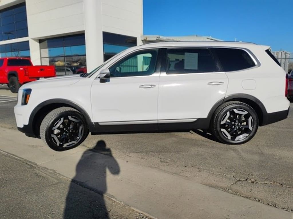 Used 2023 Kia Telluride S S AWD