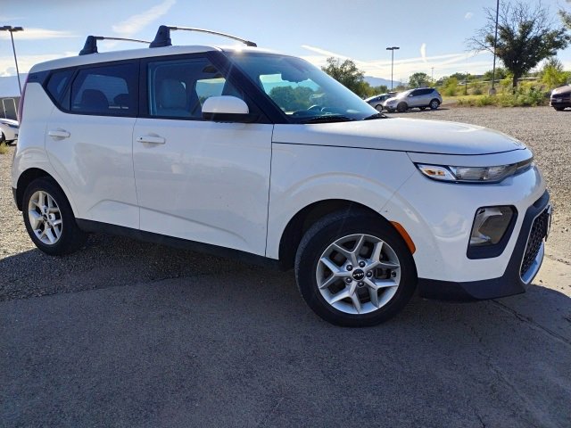 2022 Kia Soul S photo 4