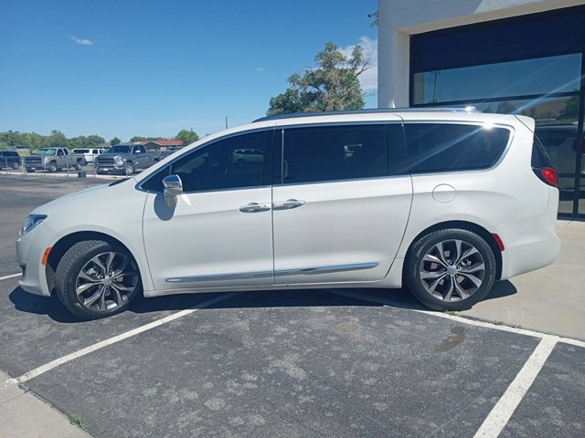 Used 2017 Chrysler Pacifica Limited with VIN 2C4RC1GG1HR763198 for sale in Grand Junction, CO