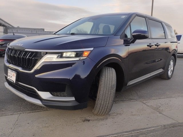 2023 Kia Carnival LX Seat Pkg's photo