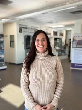 Staff member Kecia Bell from ID_86f703c3795b