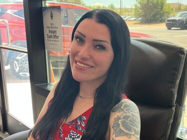 Staff member Dustie McGowen from ID_86f703c3795b