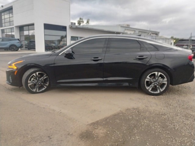2022 Kia K5 EX photo 2