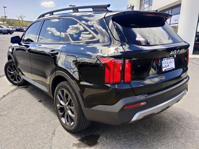 2022 Kia Sorento X-Line SX Prestige photo 3