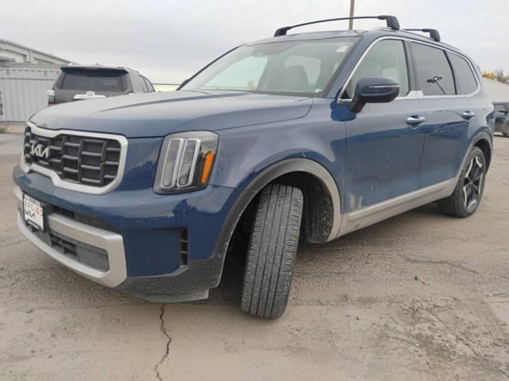 Used 2023 Kia Telluride S S AWD
