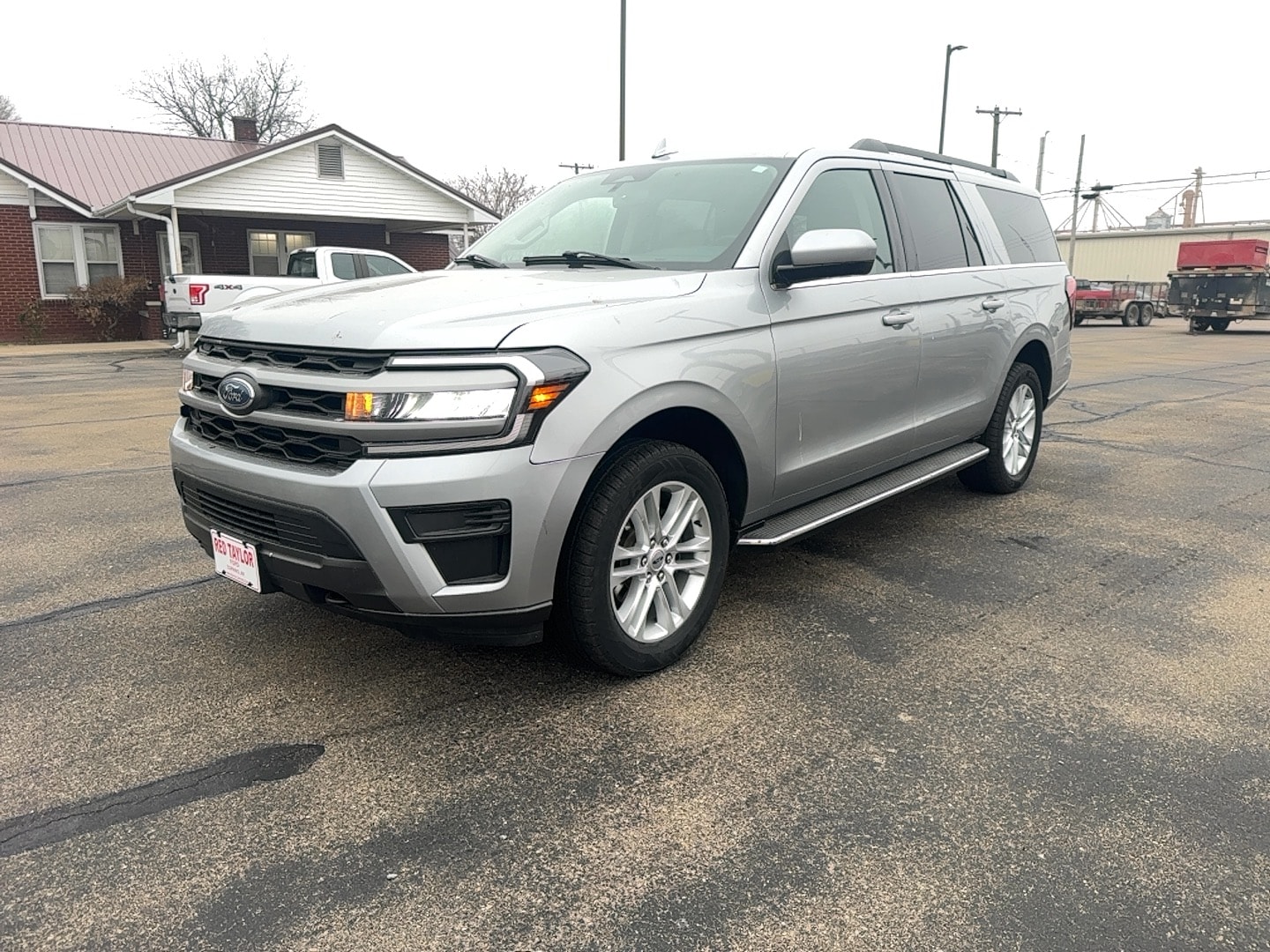 2022 Ford Expedition XLT's photo