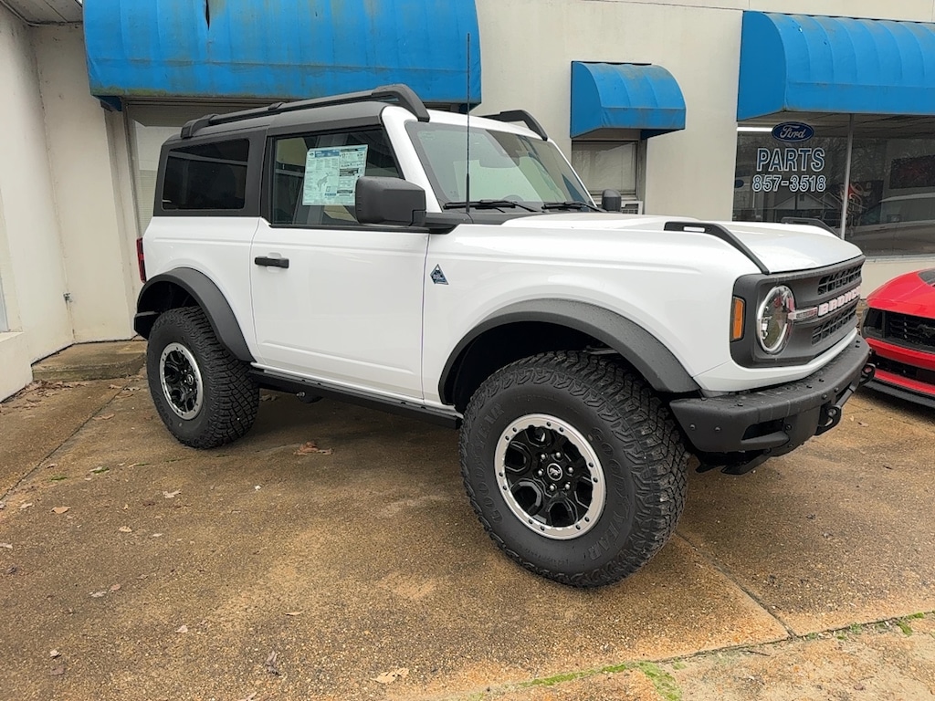 New 2024 Ford Bronco Black Diamond SUV