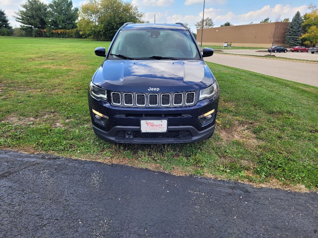 Used 2018 Jeep Compass Latitude with VIN 3C4NJDBB9JT372255 for sale in Beaver Dam, WI
