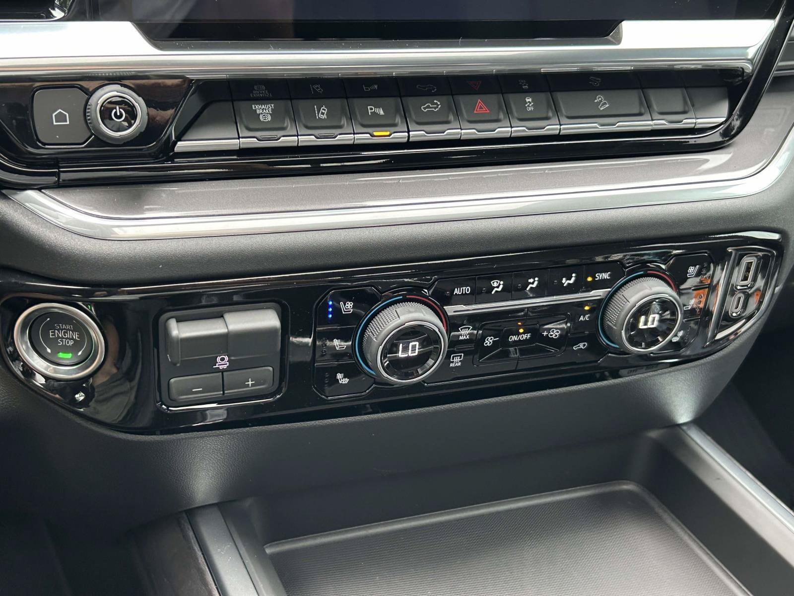 2026 Chevrolet Silverado 2500 HD LTZ - Photo 23