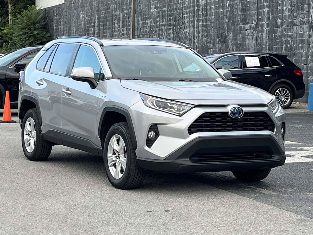 Used 2021 Toyota RAV4 Hybrid XLE SUV