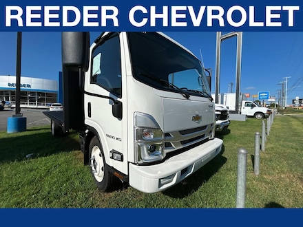 2025 Chevrolet Low Cab Forward 5500 XG Truck