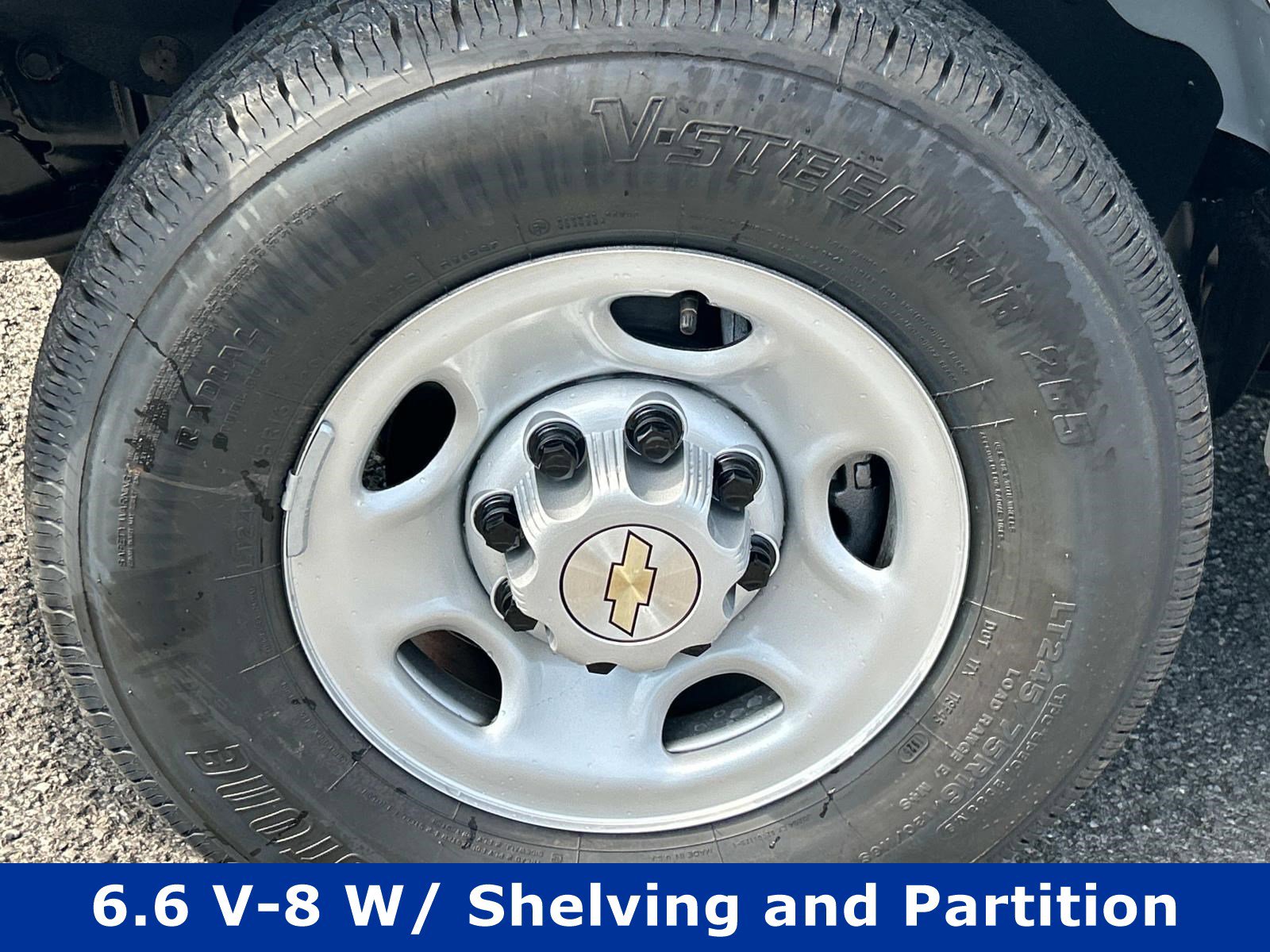 2025 Chevrolet Express Cargo Work Van - Photo 9