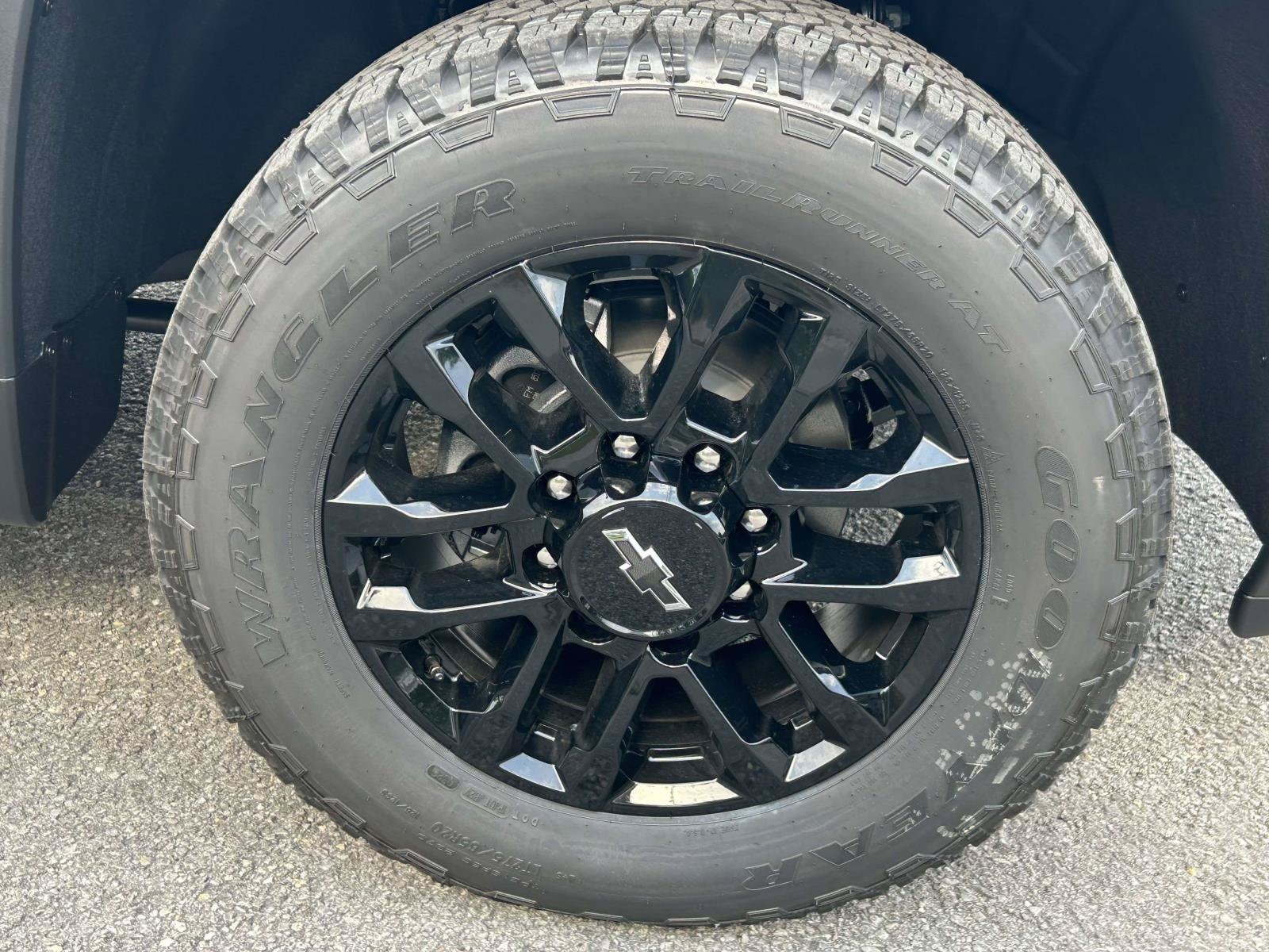 2026 Chevrolet Silverado 2500 HD Custom - Photo 11