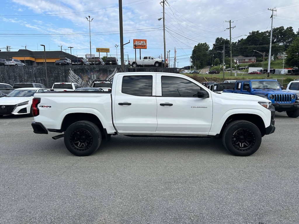Used 2023 Chevrolet Colorado WT Truck Crew Cab