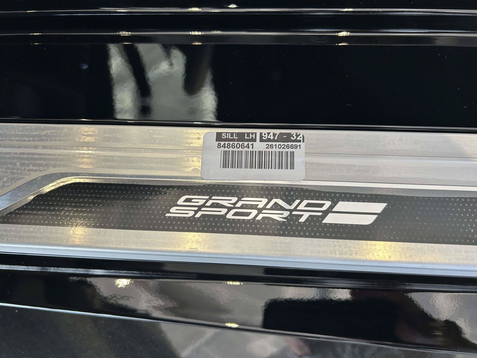 2027 Chevrolet Corvette 1LT - Photo 20