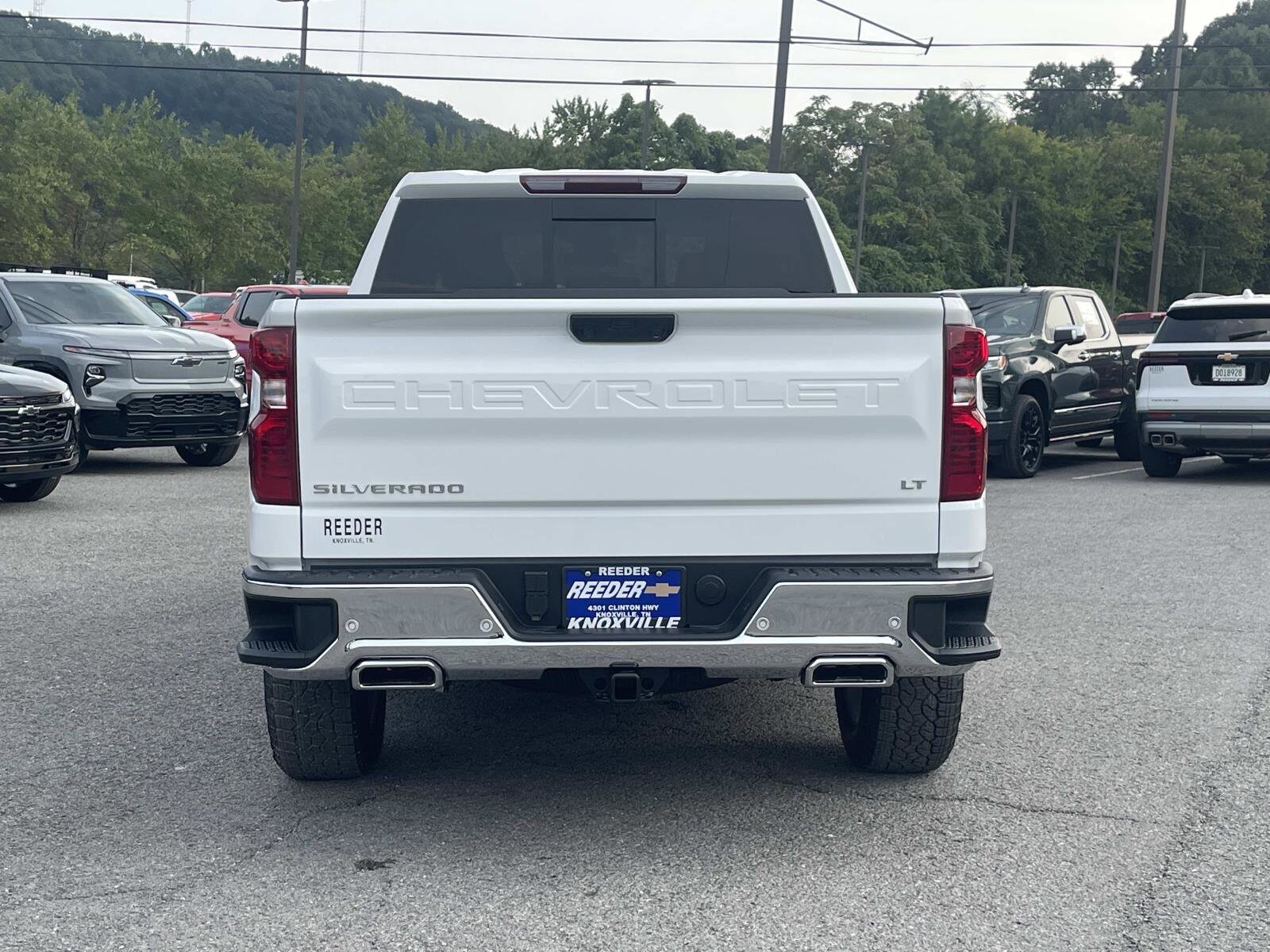 2026 Chevrolet Silverado 1500 LT photo 4