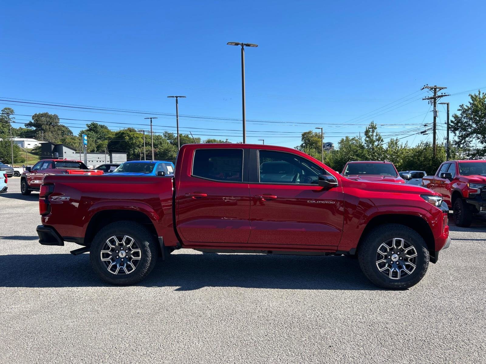 2026 Chevrolet Colorado Z71 photo 2