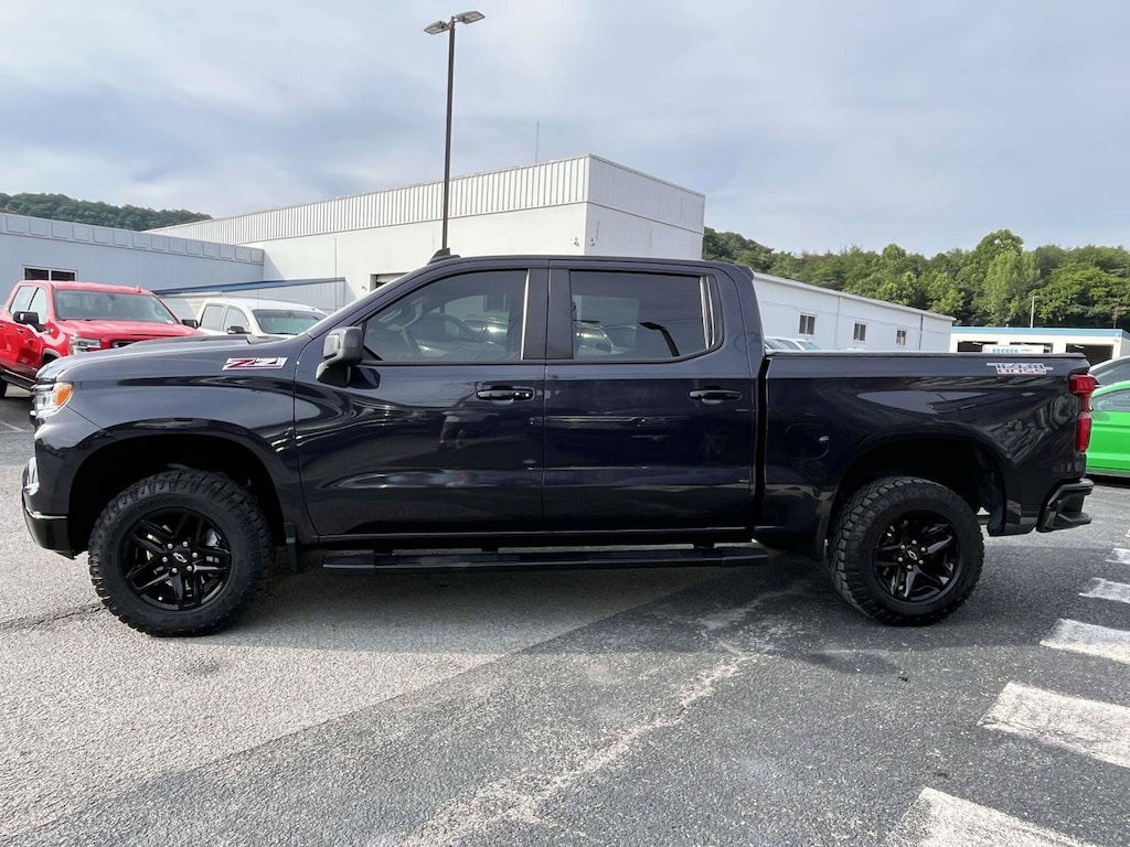 Used 2022 Chevrolet Silverado 1500 LT Trail Boss Truck Crew Cab