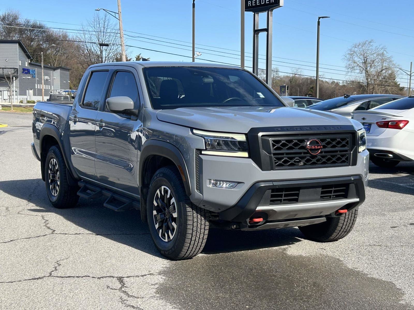 2022 Nissan Frontier PRO-4X's photo