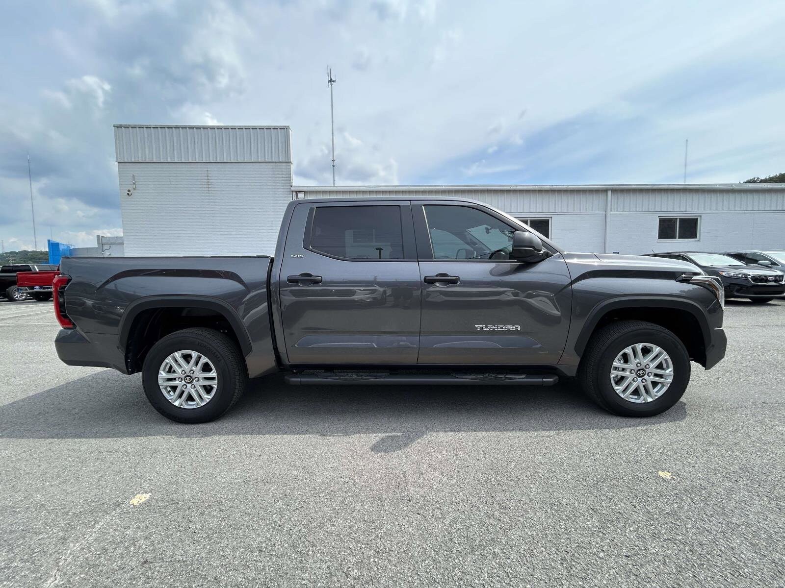 2025 Toyota Tundra SR5 CrewMax photo 2