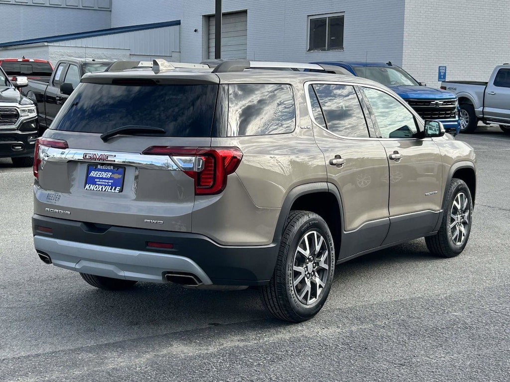 Used 2023 GMC Acadia SLE SUV