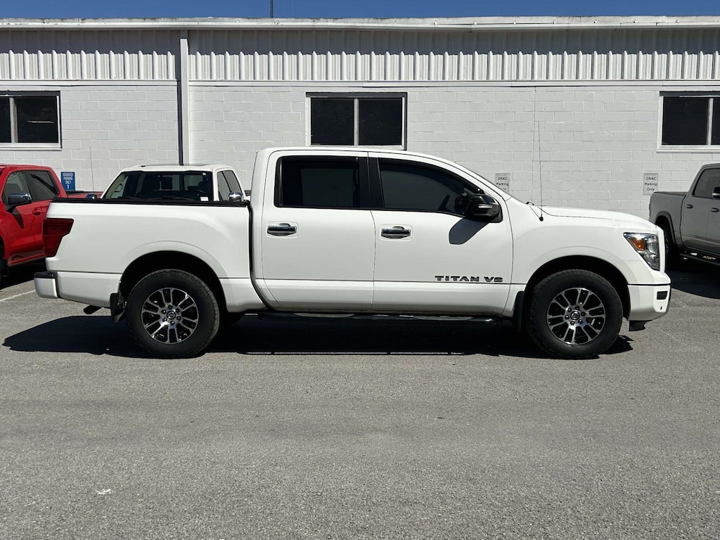 Used 2020 Nissan Titan SV Truck Crew Cab