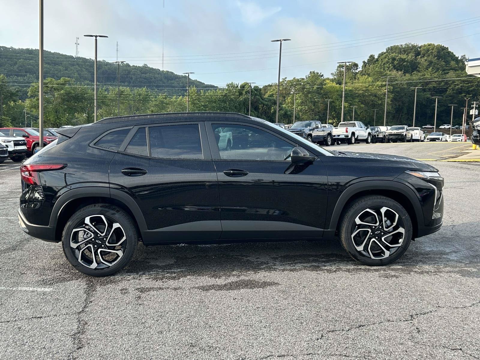2026 Chevrolet Trax RS - Photo 8