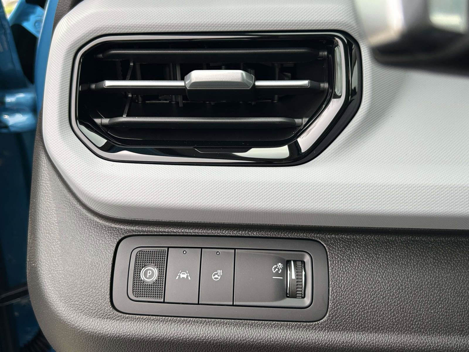 2027 Chevrolet Bolt LT - Photo 17