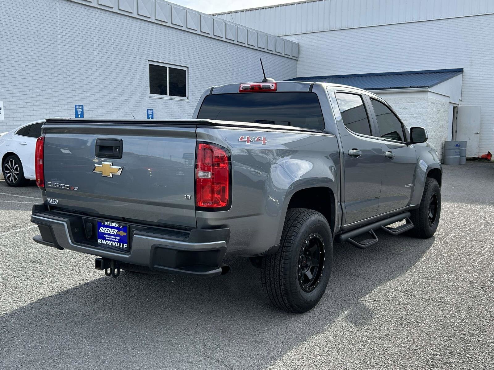 2020 Chevrolet Colorado LT photo 2