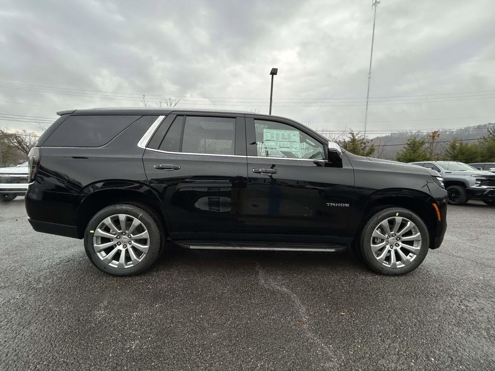 2026 Chevrolet Tahoe Premier photo 2