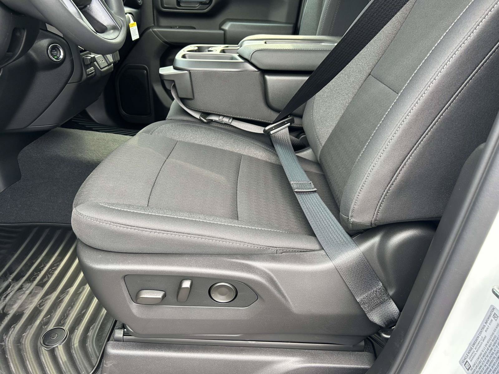 2026 Chevrolet Silverado 2500 HD Custom - Photo 19