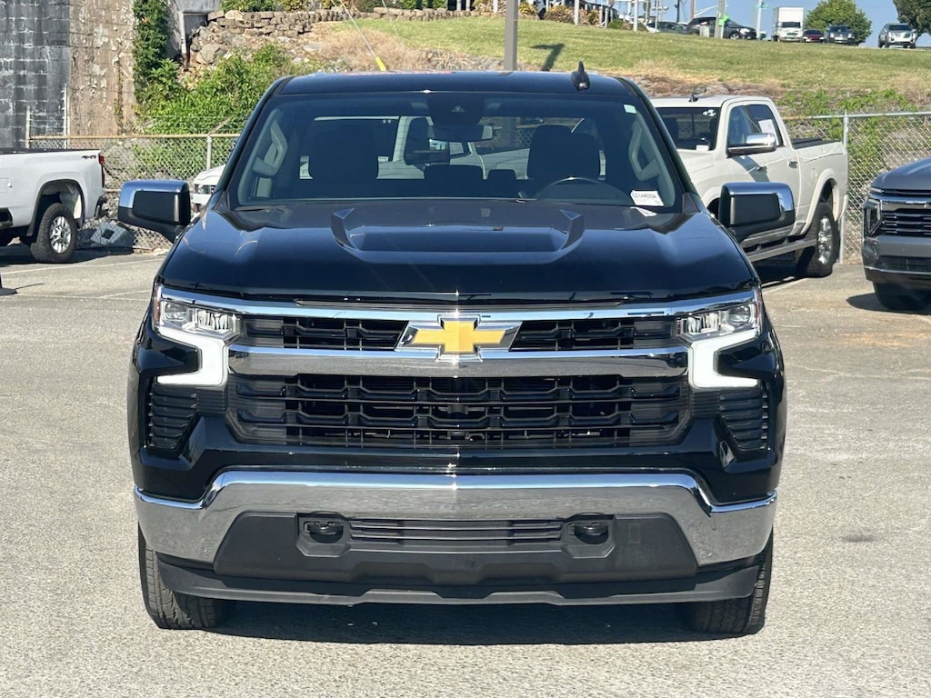 Used 2025 Chevrolet Silverado 1500 LT Truck Crew Cab