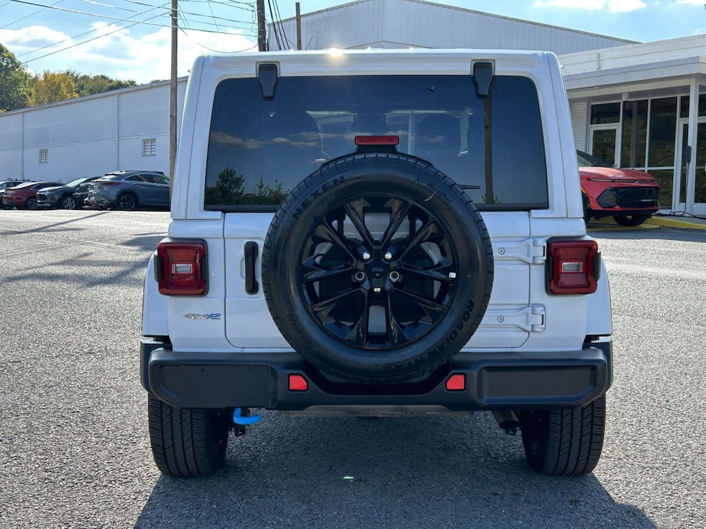 Used 2024 Jeep Wrangler 4xe Sahara SUV