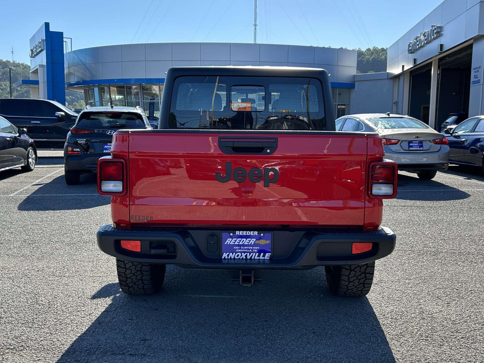 2024 Jeep Gladiator Sport photo 4