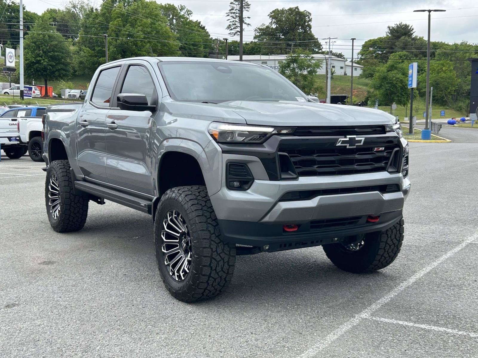2024 Chevrolet Colorado Truck Crew Cab 